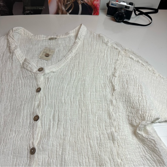 Intimately by Free People Elegant White Button-Down Women's Shirt NWT - Picture 2 of 11